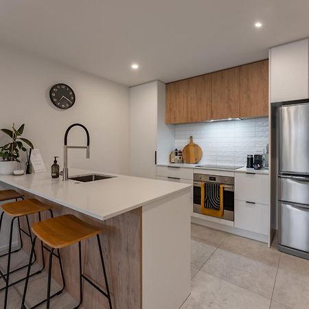 Urban Nest - Entire Townhouse And Free Parking Villa Christchurch Exterior photo