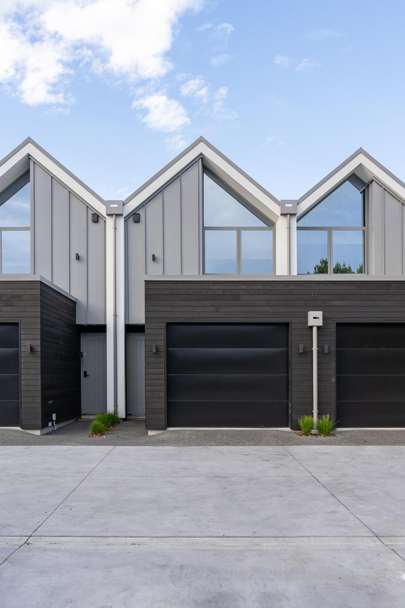 Urban Nest - Entire Townhouse And Free Parking Villa Christchurch Exterior photo